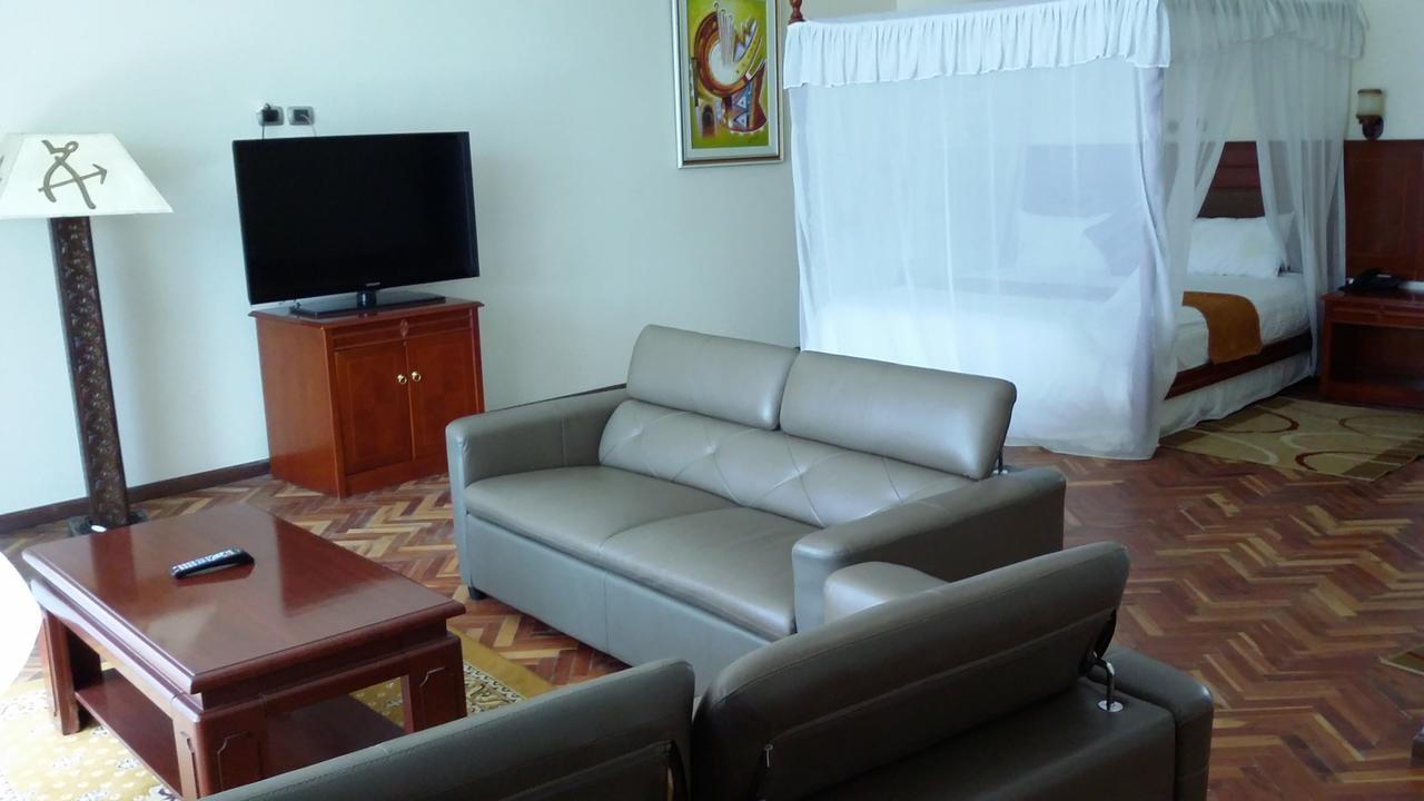 Asham Africa Hotel Bishoftu Buitenkant foto